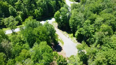 2 Foxwood Court, Huntsville, On P1h 2n5