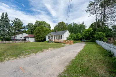 Detached in North Bay