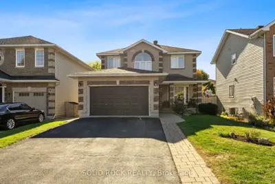 Detached in Blossom Park - Airport and Area