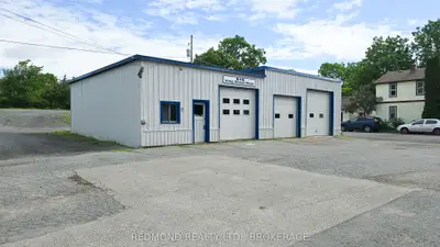 610 King Street W, Gananoque, On K7g 2h1