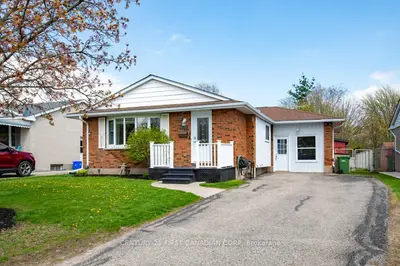 Detached in St. Thomas
