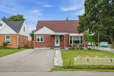 Detached in Hamilton