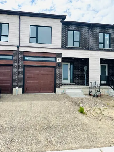 Att/Row/Townhouse in Cambridge