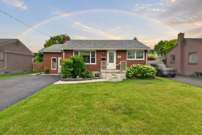 Detached in London East
