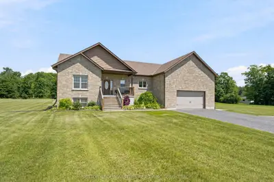 Detached in Gananoque