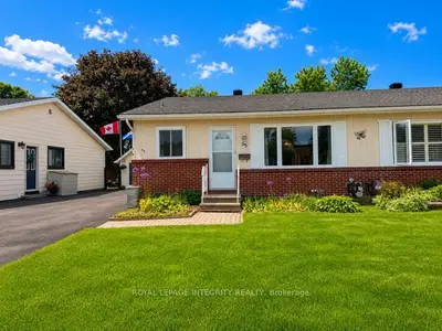 Semi-Detached in Kanata