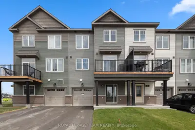 Att/Row/Townhouse in Orleans - Cumberland and Area