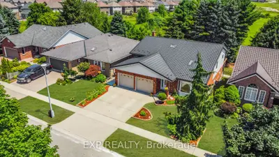 Detached in Woodstock
