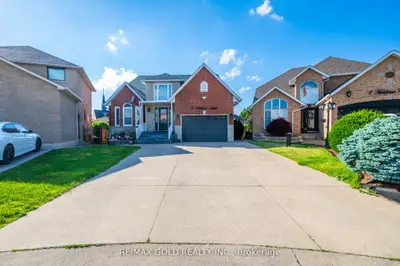 Detached in Hamilton