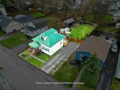 17 Meyers Street, Quinte West, On K8v 1w5