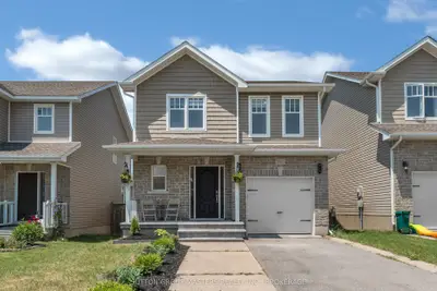 Detached in Kingston