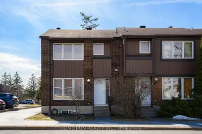 Condo Townhouse in Beacon Hill North - South and Area