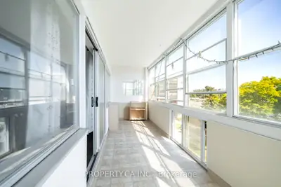 45 Westmount Road N 404, Waterloo, On N2l 2r3