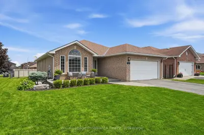 Detached in Belleville