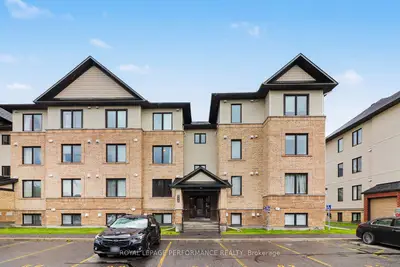 Condo Apartment in Orleans - Cumberland and Area