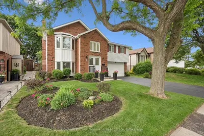 Detached in Guelph