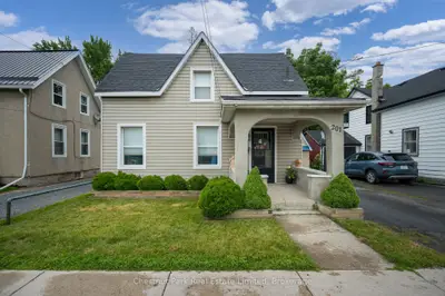Detached in Greater Napanee