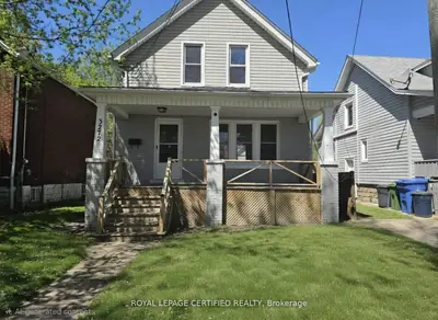 Detached in Windsor