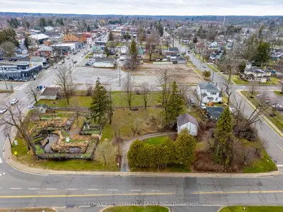 106 Main Street, Norfolk, On N0a 1n0