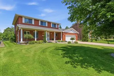 24 Renfrew Drive, Thorold, On L2v 4e7