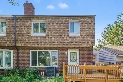 Semi-Detached in Stittsville - Munster - Richmond