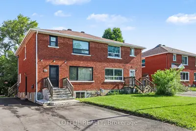 Triplex in Billings Bridge - Riverside Park and Area