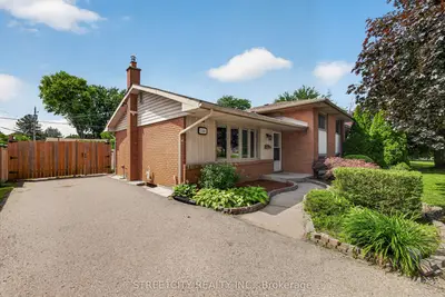 Detached in London East
