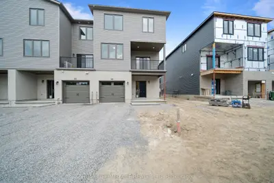 93 Buchanan Avenue, Prince Edward County, On K0k 2t0