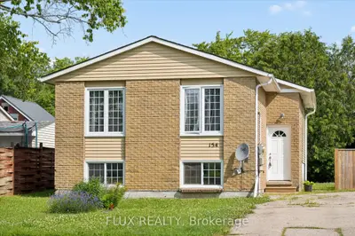 Duplex in Stratford