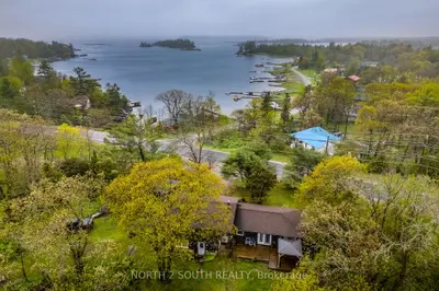 1146 Honey Harbour Road, Georgian Bay, On L0k 1s0
