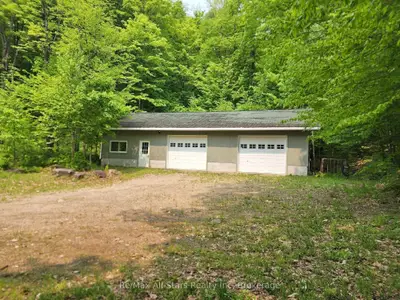 1028 Ronville Road, Lake Of Bays, On P0a 1h0