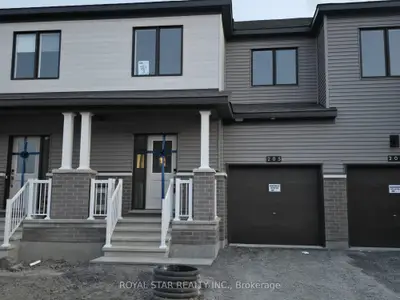 Att/Row/Townhouse in Kanata