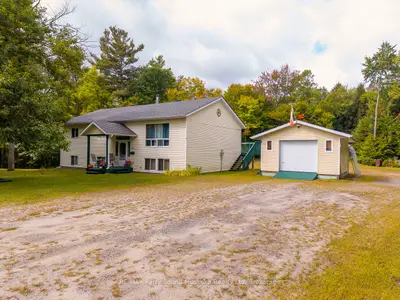 59 Black Road, Seguin, On P2a 2w8