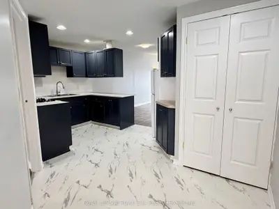 33 Wyndham Street N 2, Guelph, On N1h 4e4