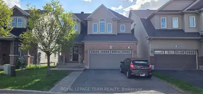 Detached in Barrhaven
