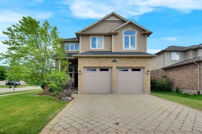 1903 Jubilee Crescent, London North, On N6g 0h5