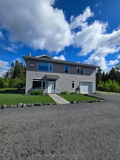 Detached in Shuniah