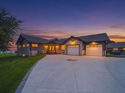Detached in Huron-Kinloss