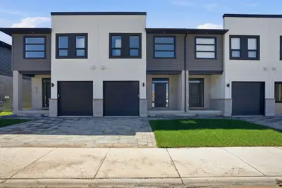 Condo Townhouse in London North