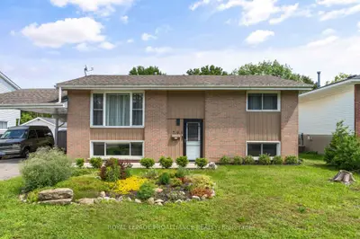 Detached in Brockville