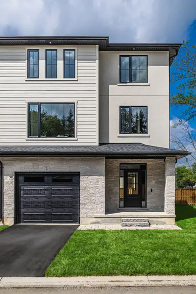 233 Upper Queen Street 2, Thames Centre, On N0m 2p0