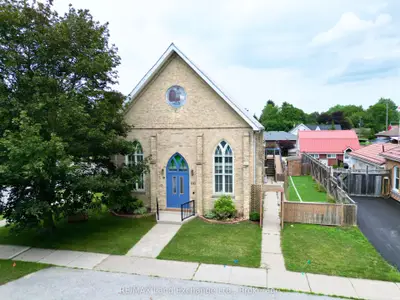 Detached in Saugeen Shores