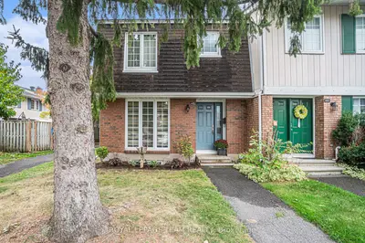 Condo Townhouse in Mooneys Bay - Carleton Heights and Area