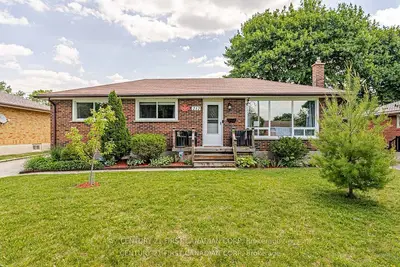 Detached in London South