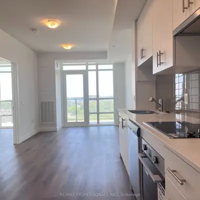 Condo Apartment in Hamilton