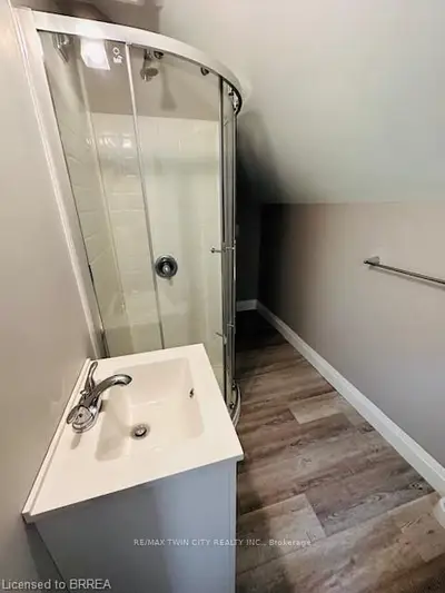 111 Spring Street, Brantford, On N3t 4m6