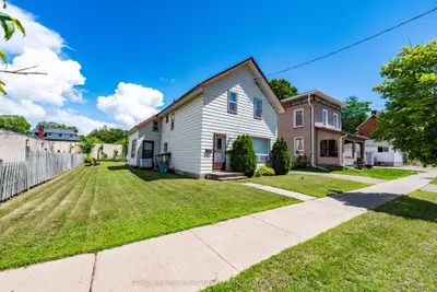 Detached in Pembroke