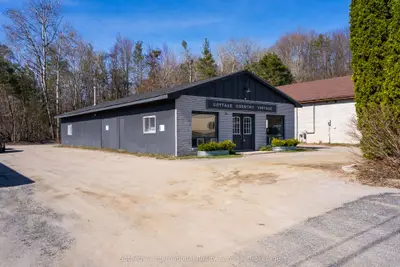 10 Armstrong Street, Bracebridge, On P1l 1c1
