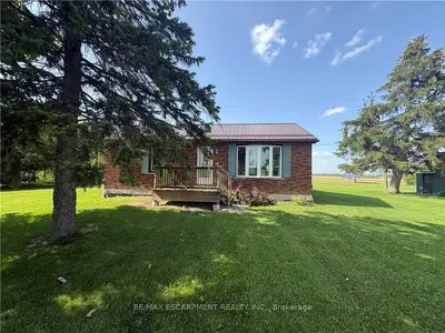 Detached in Haldimand