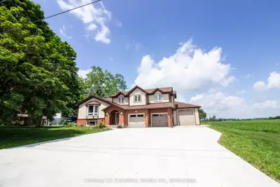 591 Wellington Street E, Wellington North, On N0g 2l2